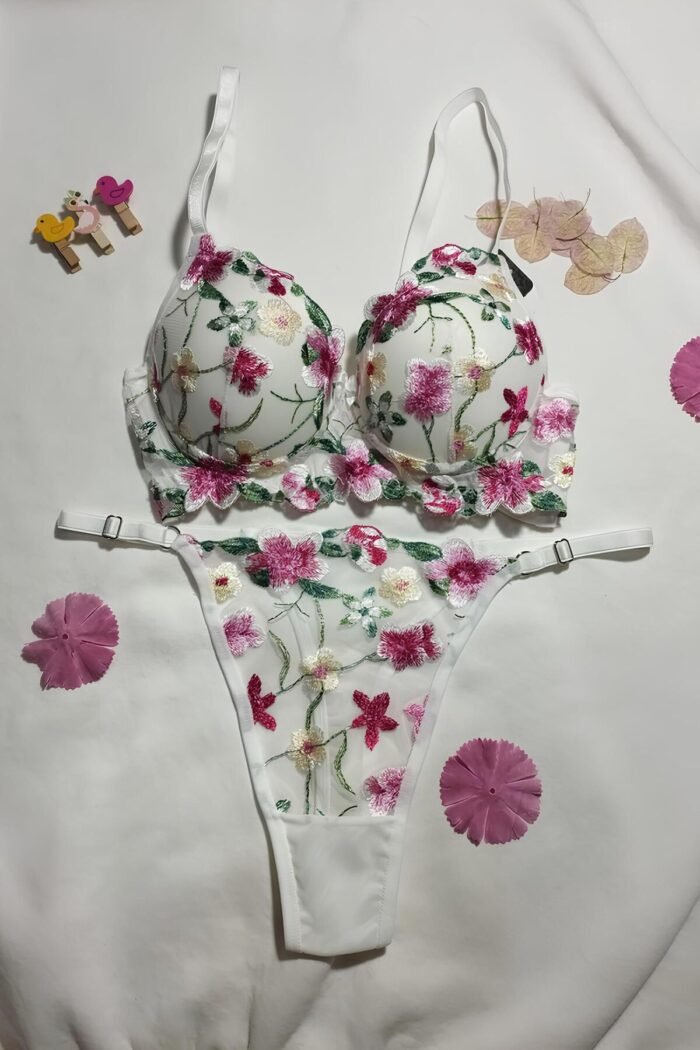 Pinkerie Flowers Beyaz Çiçekli Beyaz Zarif Dantelli Destekli Sütyen Külot Bralet Takımı Sexy iç giyim, günlük fantezi giyim